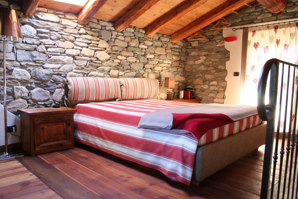 Le Petit Coin De Maison Chante Lune Bed & Breakfast Introd Room photo